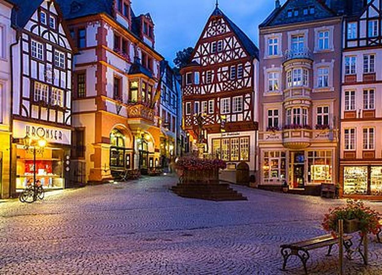 Die Quelle Bernkastel-Kues Esterno foto